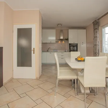 Mozart Apartment Sibenik
