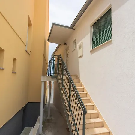 דירה Mozart שיבניק