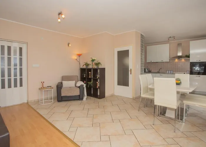 Mozart Apartamento Šibenik